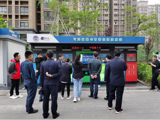 貓先生環(huán)保垃圾房，定時(shí)定點(diǎn)生活垃圾投放站，垃圾房廠家